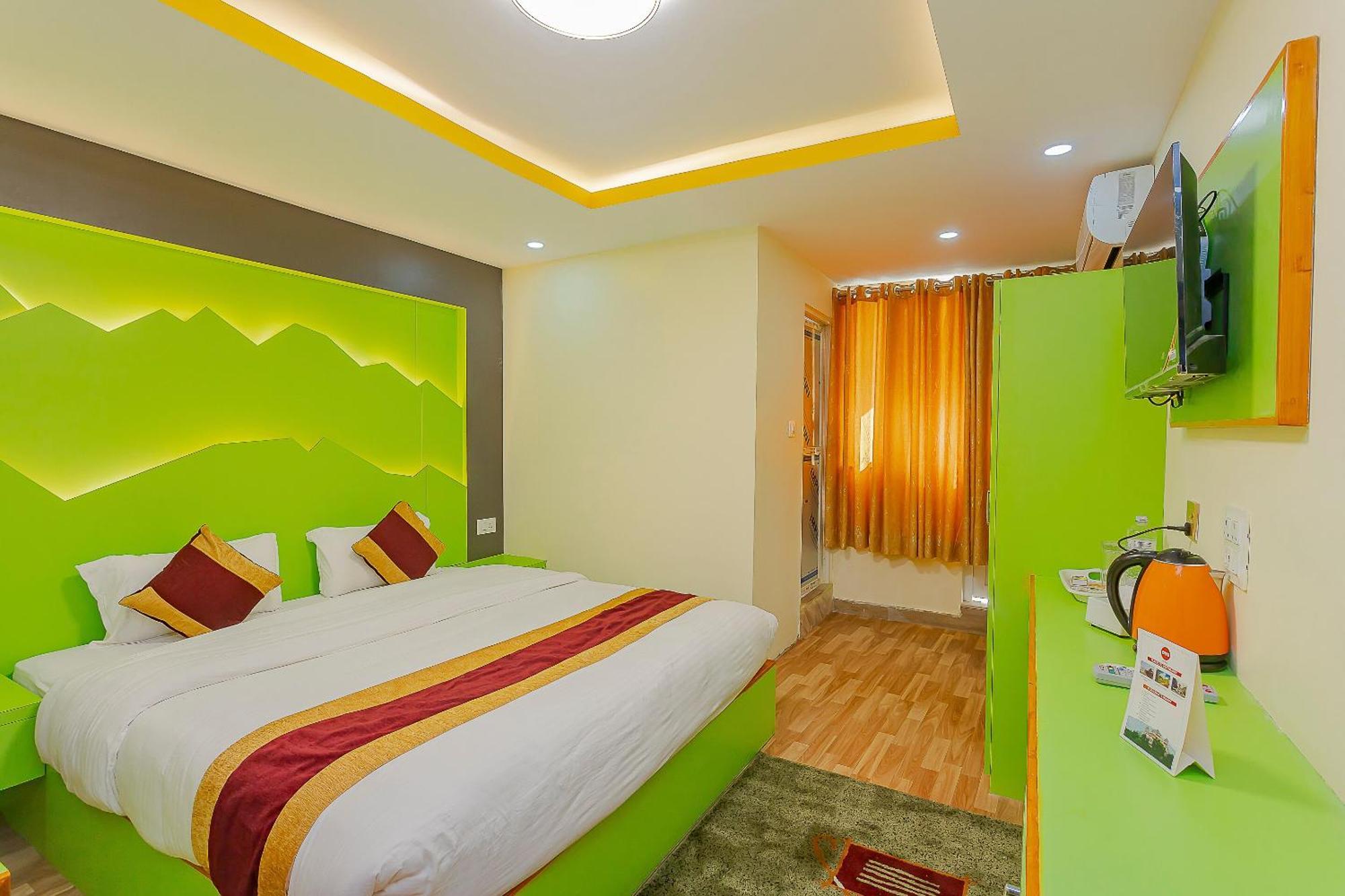 Oyo 798 Euphoria Inn Катманду Екстер'єр фото