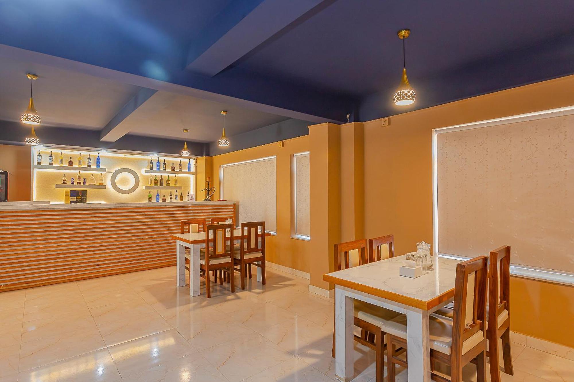 Oyo 798 Euphoria Inn Катманду Екстер'єр фото